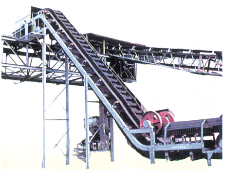 DJ系列大傾角擋邊膠帶輸送機(jī)